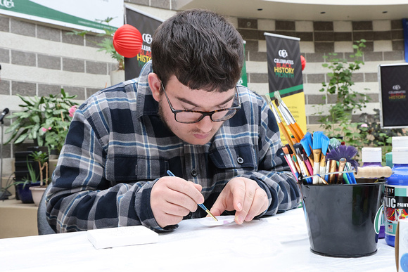 Paint with us - painting workshop with students and faculty